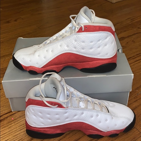 Air Jordan Retro 13 “Chicago” - Picture 5 of 8